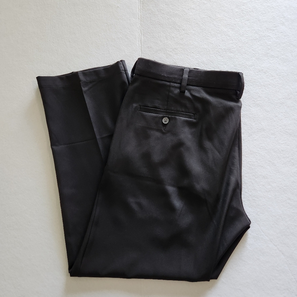 Haggar Men's All In Motion Black Dress Pants Size 40 X 29 - Picture 12 of 12